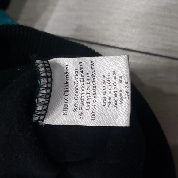 3/$45 Kids crewneck sweater - Picture 6 of 6